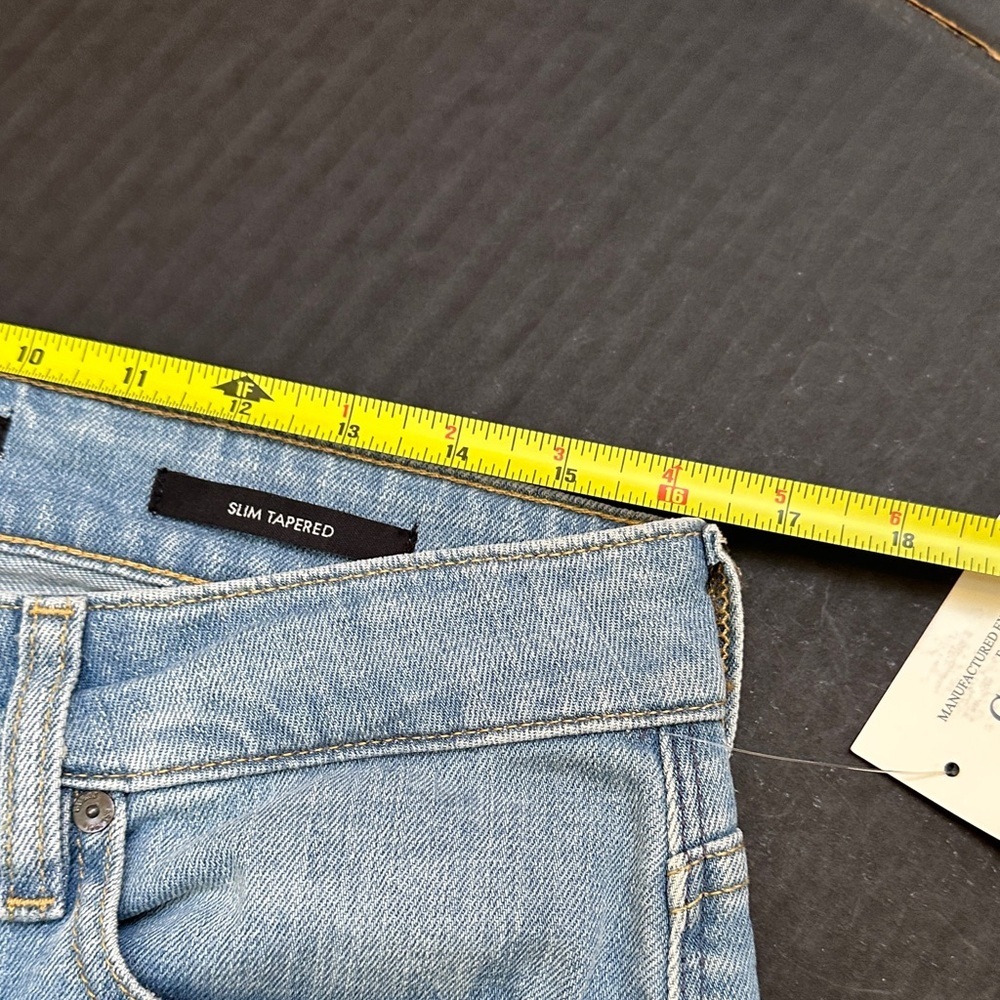 New Guess Men's Slim tapered Jeans in Light Blue Sz 32 - Picture 10 of 12